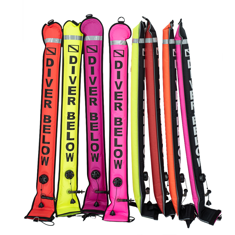 Vehicle traveling data recorder